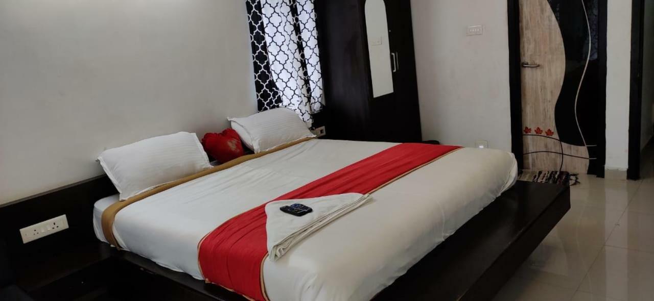 Runs Residency Hotel อูตี ภายนอก รูปภาพ